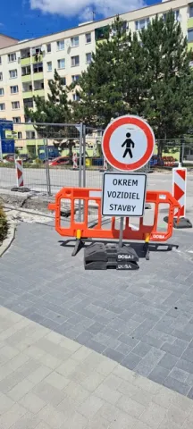 Fotodokumentácia - Projekt priechod pre chodcov na križovatke Hollého (5)
