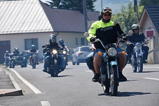 Fotogaléria - Rajecká retro jazda 2025  (12)