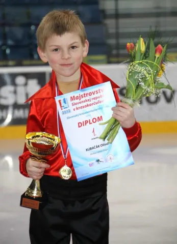 Karasokorčuliar Oliver Kubačák - Majster Slovenska; foto Kraso klub Považská Bystrica