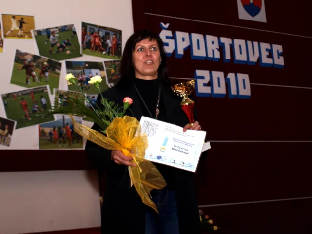 Za najlepší športový kolektív Mesta Rajec za rok 2010 - Mažoretky Kordovánky