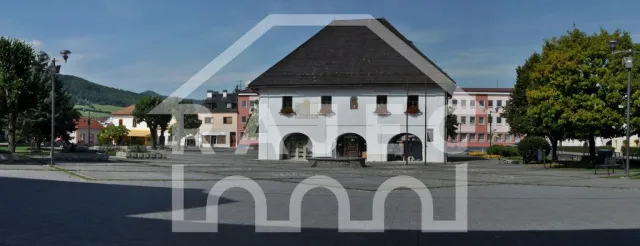 Rajecké námestie - zrekonštruovaná radnica