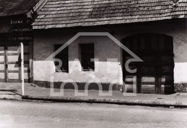 Dlhý rad - dnes Hollého ulica (11)