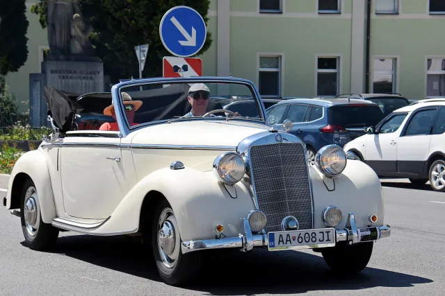 Fotogaléria - Rajecká retro jazda 2025  (34)