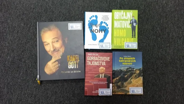 Projekt - Mestská knižnica s novou tvárou 2 (označenie kníh logom FPU) (4)